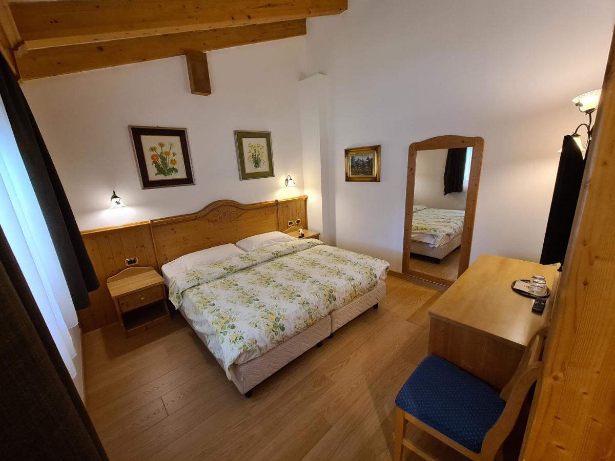 Alpenhotel Panorama Campitello di Fassa Zewnętrze zdjęcie