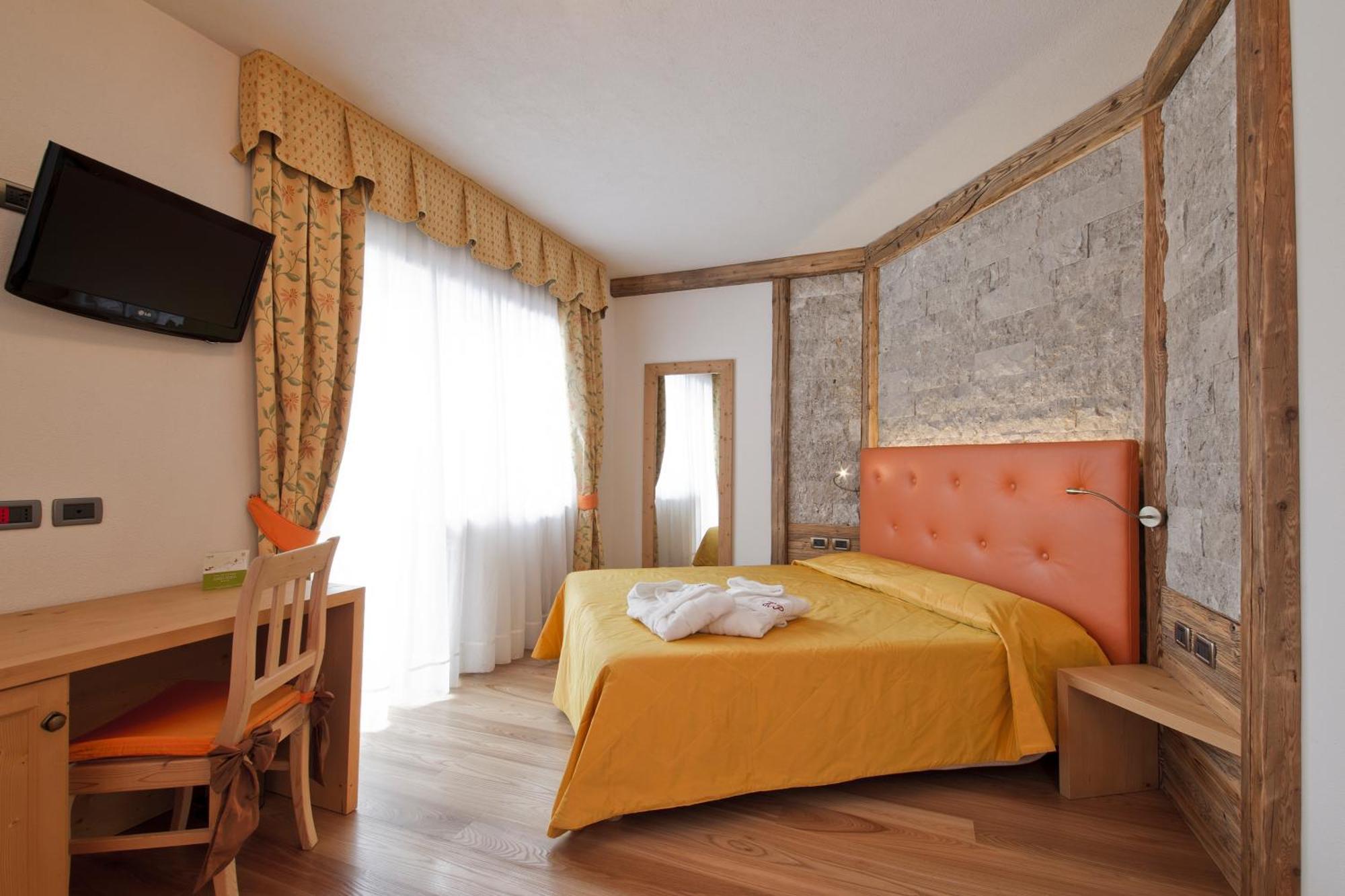 Alpenhotel Panorama Campitello di Fassa Zewnętrze zdjęcie