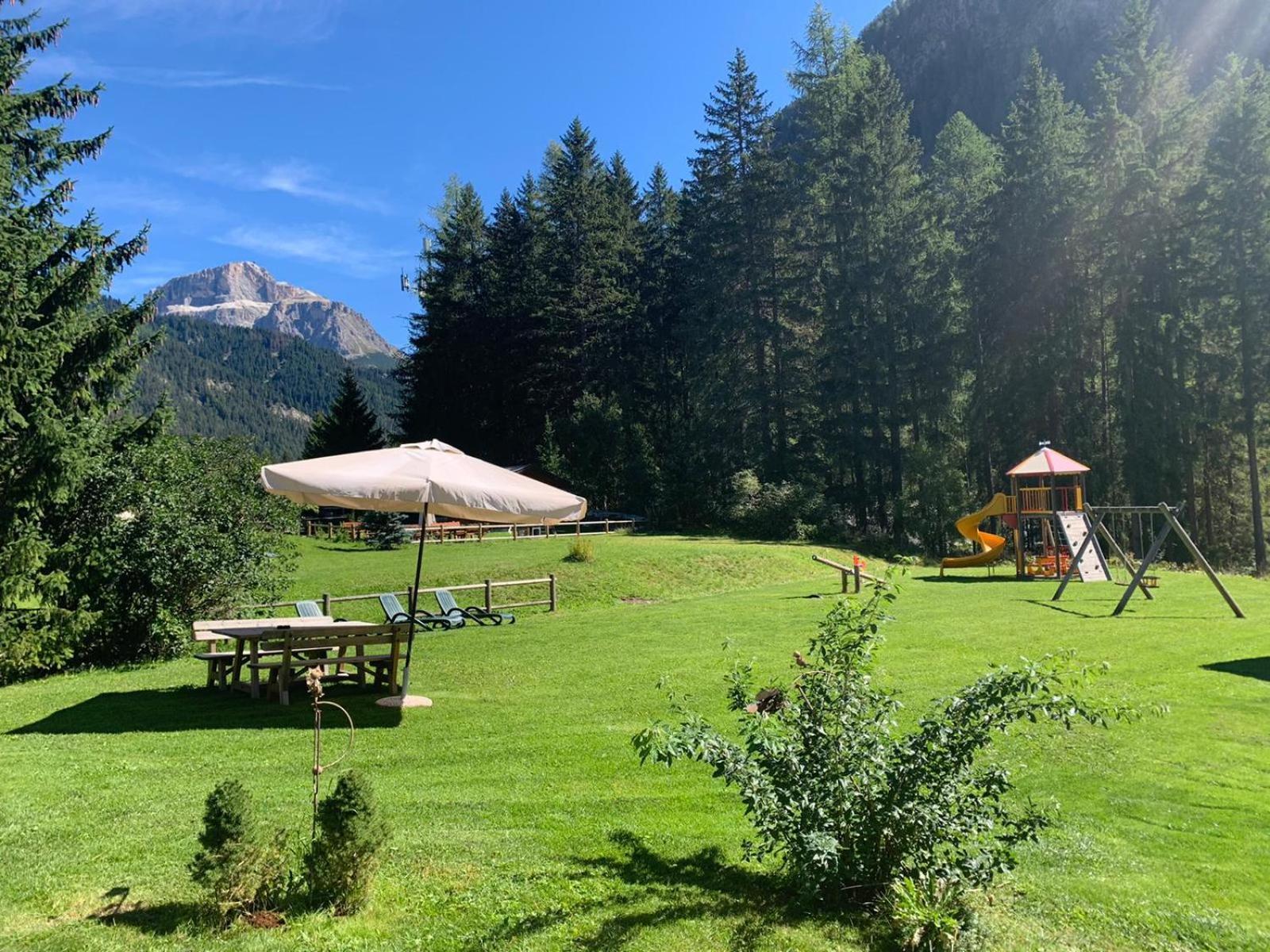 Alpenhotel Panorama Campitello di Fassa Zewnętrze zdjęcie