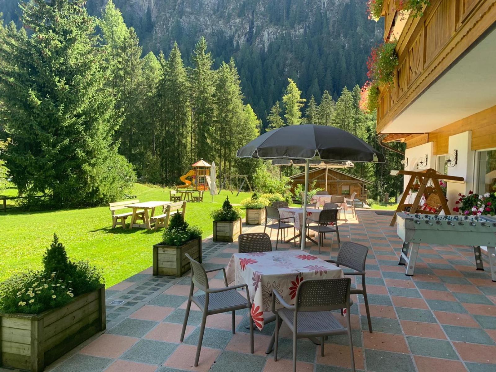 Alpenhotel Panorama Campitello di Fassa Zewnętrze zdjęcie