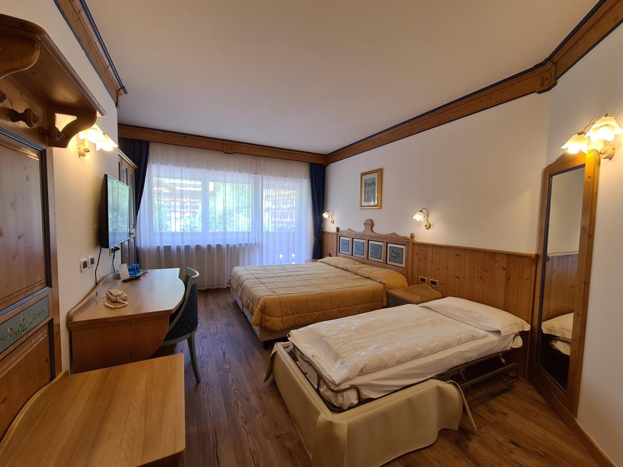 Alpenhotel Panorama Campitello di Fassa Zewnętrze zdjęcie